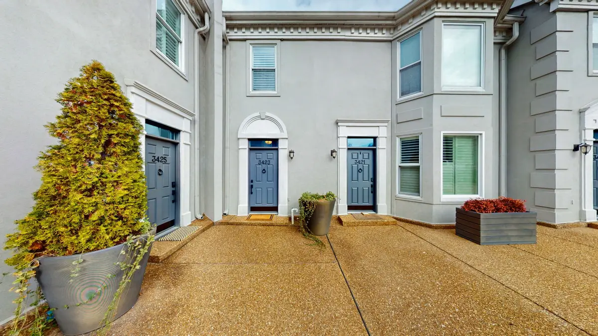 3423 Golf Club Ln, Nashville, TN 37215 - Image #1