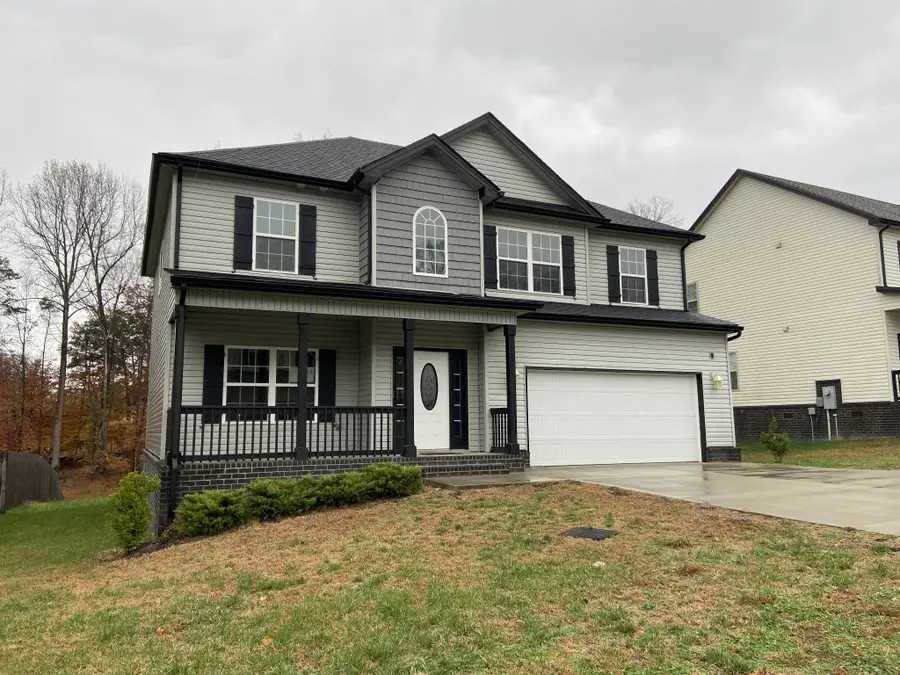 375 Barry Dr, Clarksville, TN 37040 - Image #2