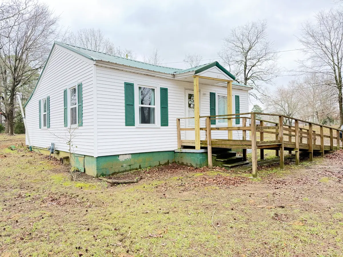 245 Miller Rd, Huntingdon, TN 38344 - Image #1