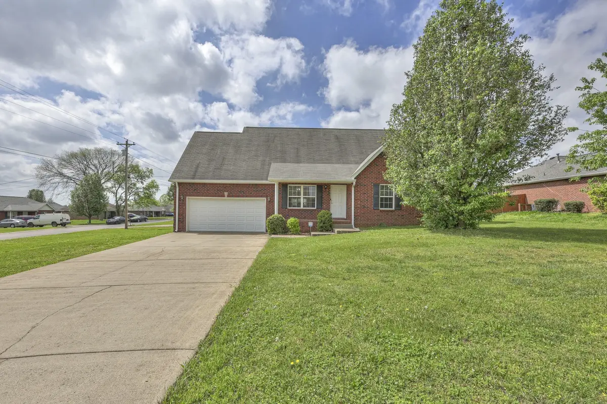 9001 Lomond Dr, Smyrna, TN 37167 - Image #1