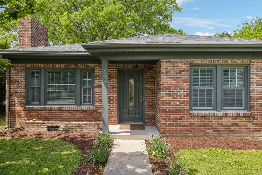 105 Rucker Ave, Franklin, TN 37064 - Image #2
