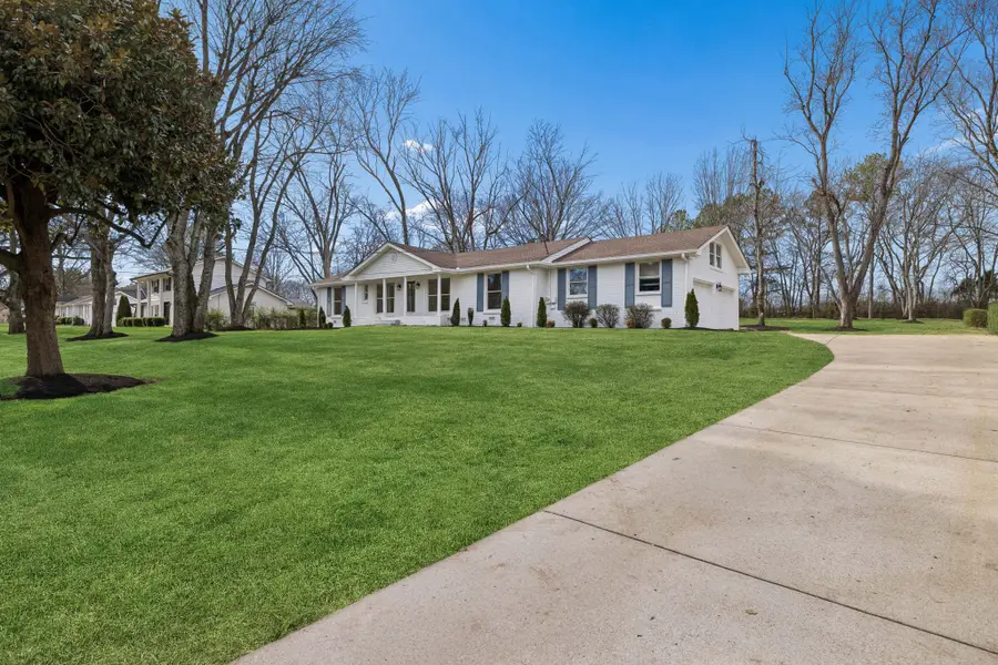 1405 Lipscomb Dr, Brentwood, TN 37027 - Image #3