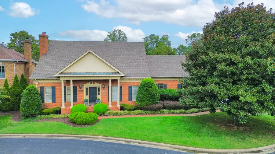 101 Carriage Ln, Hendersonville, TN 37075 - #2