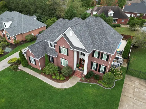 1915 Nightwalk Ct, Murfreesboro, TN 37130