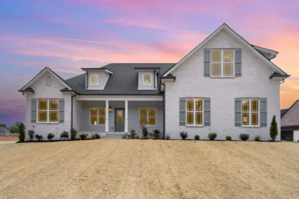 1815 Sulphur College Rd, Hartsville, TN 37074