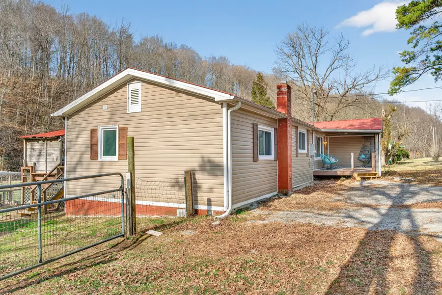 3332 Abednego Rd, Greenbrier, TN 37073 - Image #3