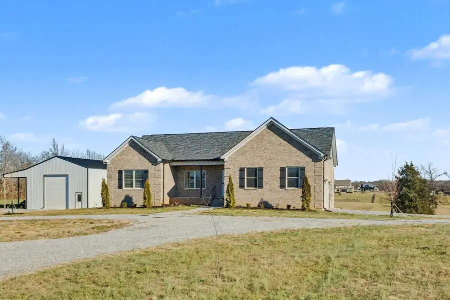 1017 Kennedy Ln, Cottontown, TN 37048 - Image #2