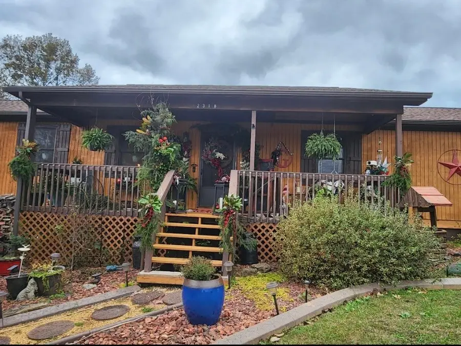 2318 Huckaby Rd, Columbia, TN 38401 - Image #2