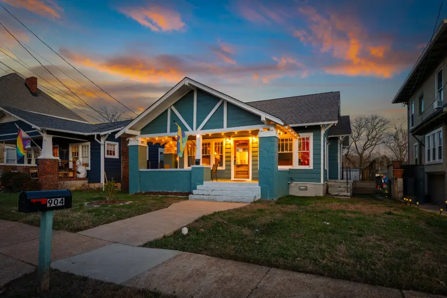 904 S Highland Park Avenue, Chattanooga, TN 37404 - #3