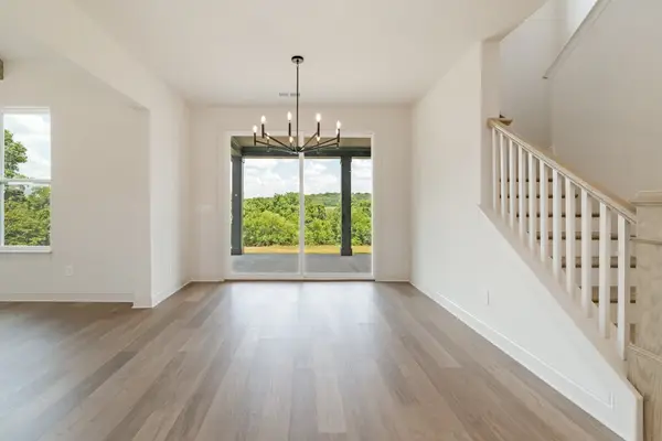 7413 Black Fox Dr, Fairview, TN 37062