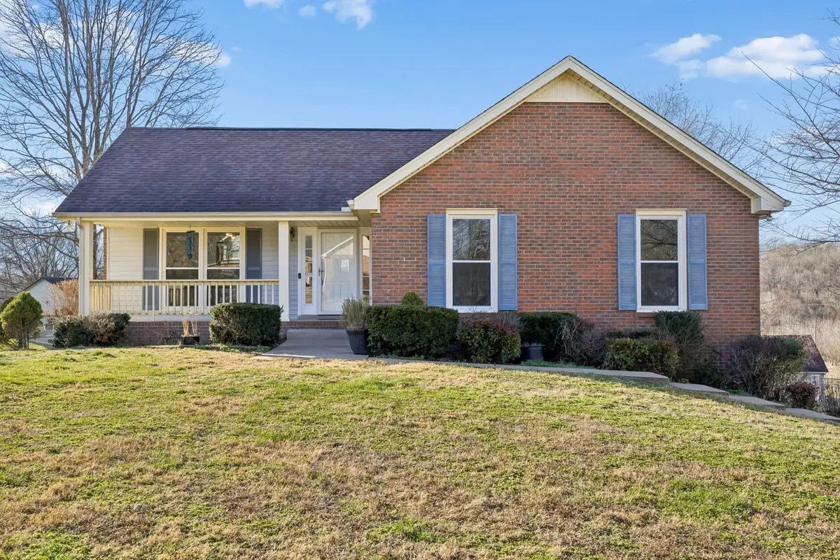 2002 W Creek Ct, Clarksville, TN 37040 - Image #1