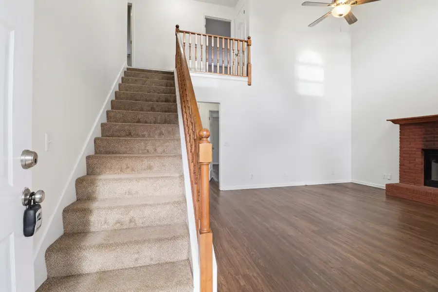 204 Creekwood Dr, White House, TN 37188 - Image #3