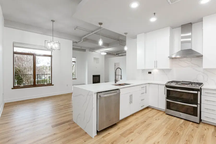 117 30th Ave N #304, Nashville, TN 37203 - Image #3