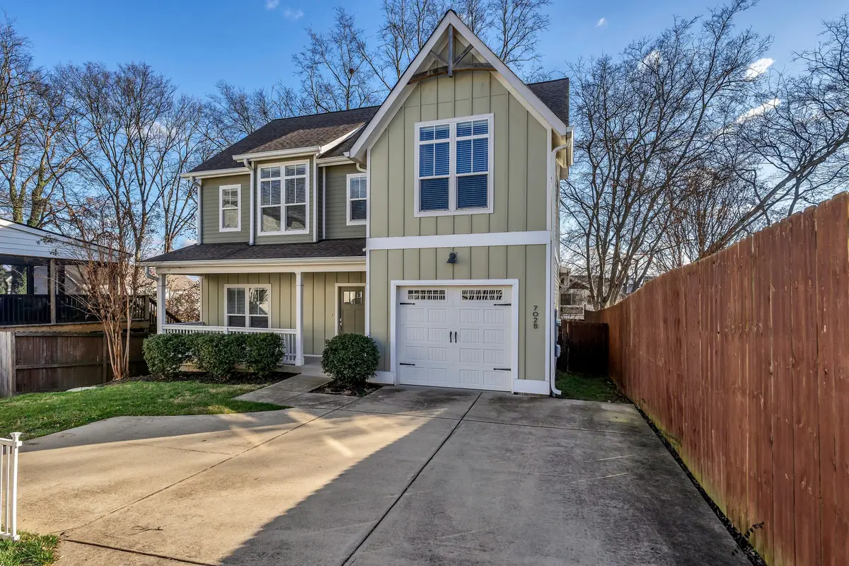 702B Waco Dr, Nashville, TN 37209 - Image #1