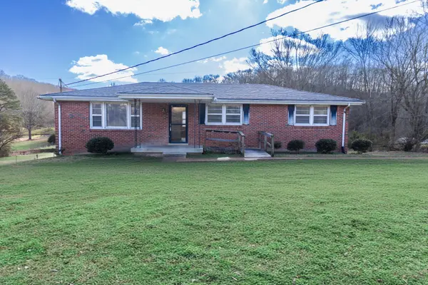 7523 Lakeview Dr, Nashville, TN 37209