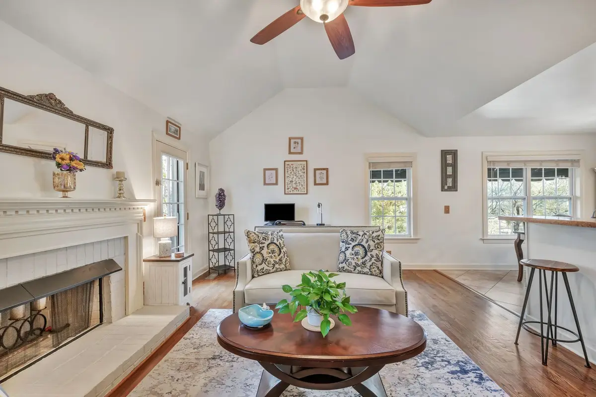 1107 Patterson Dr, Kingston Springs, TN 37082 - Image #1