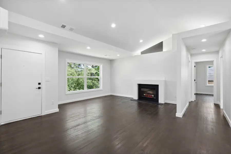 318 Emery Dr, Nashville, TN 37214 - #3