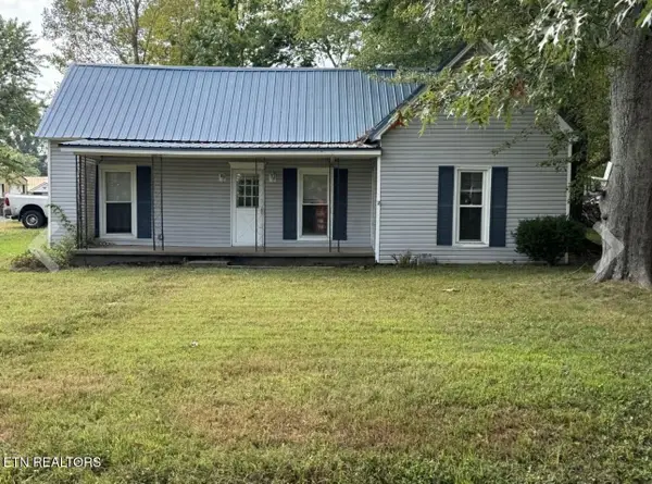 1200 N Church St, Portland, TN 37148