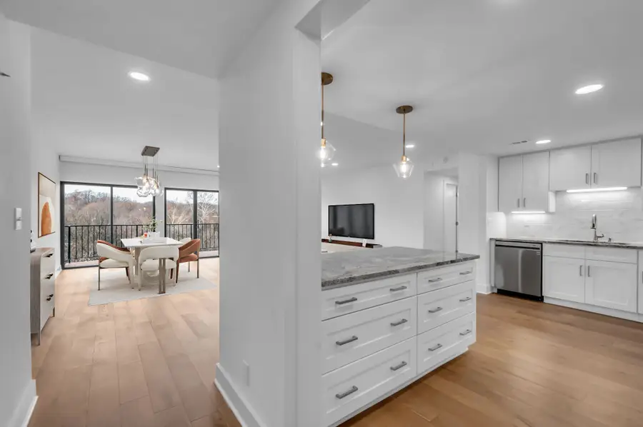 6666 Brookmont Ter #707, Nashville, TN 37205 - Image #2