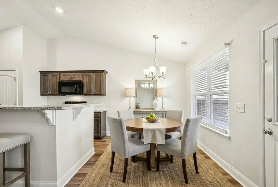 1030 Berra Dr, Springfield, TN 37172 - Image #3