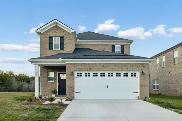 329 Almont Dr, Smyrna, TN 37167