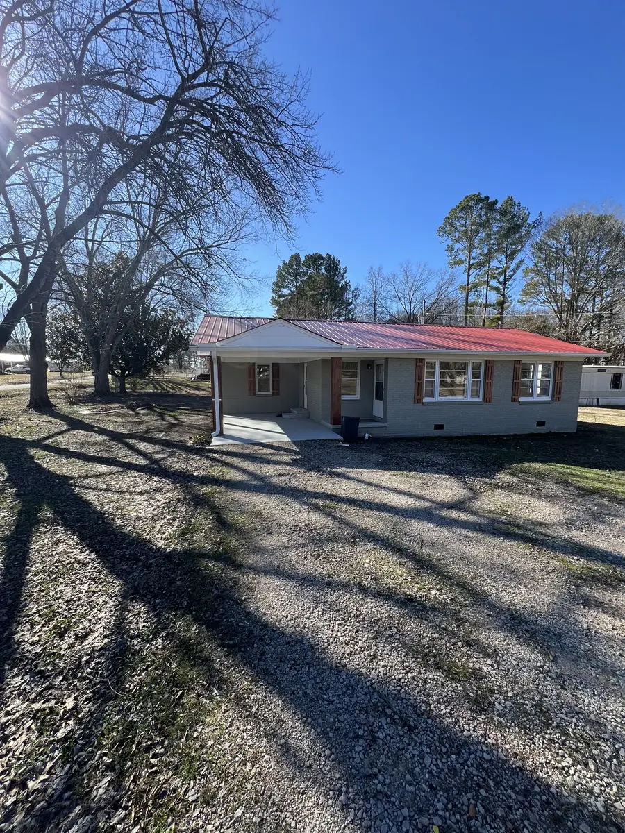 2094 Old Stage Rd, Adamsville, TN 38310 - #3