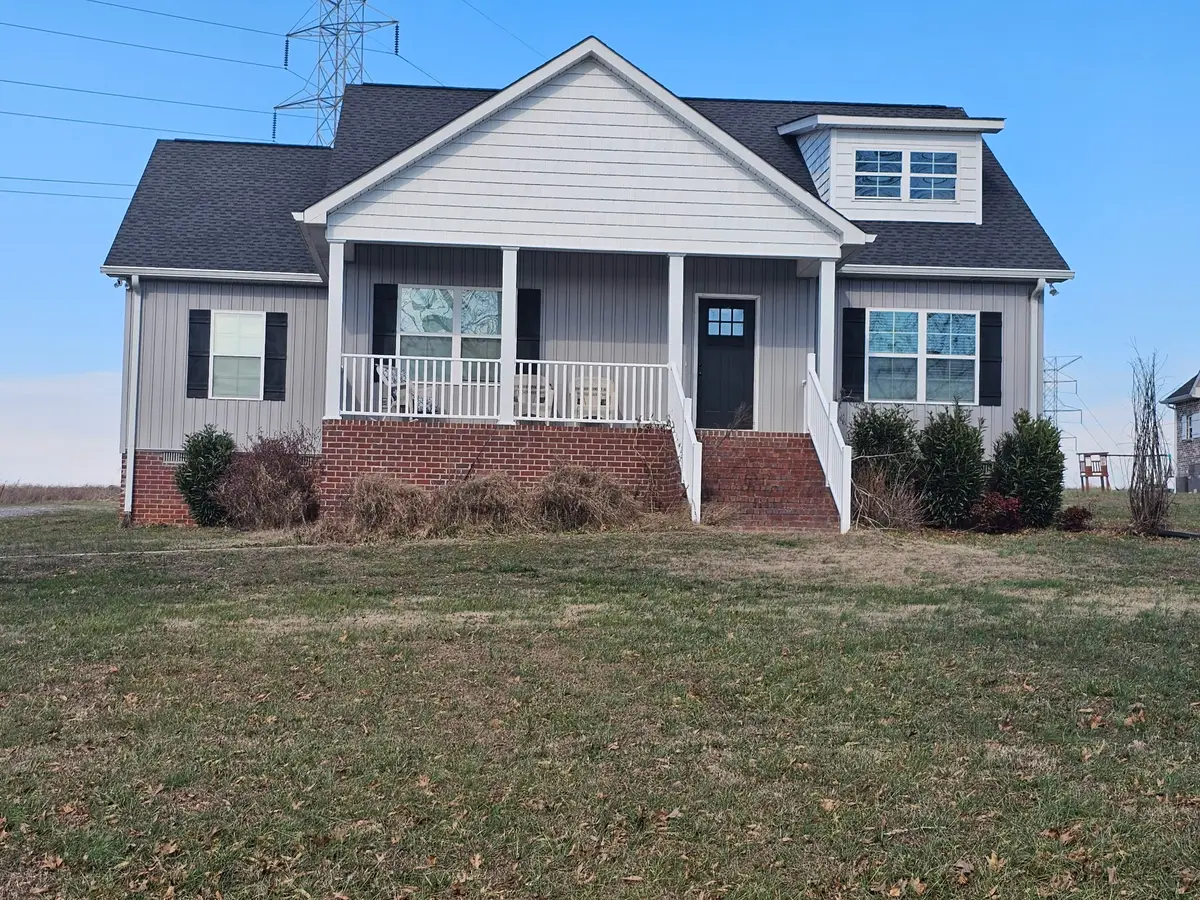 920 Armstrong Rd, Castalian Springs, TN 37031 - #1