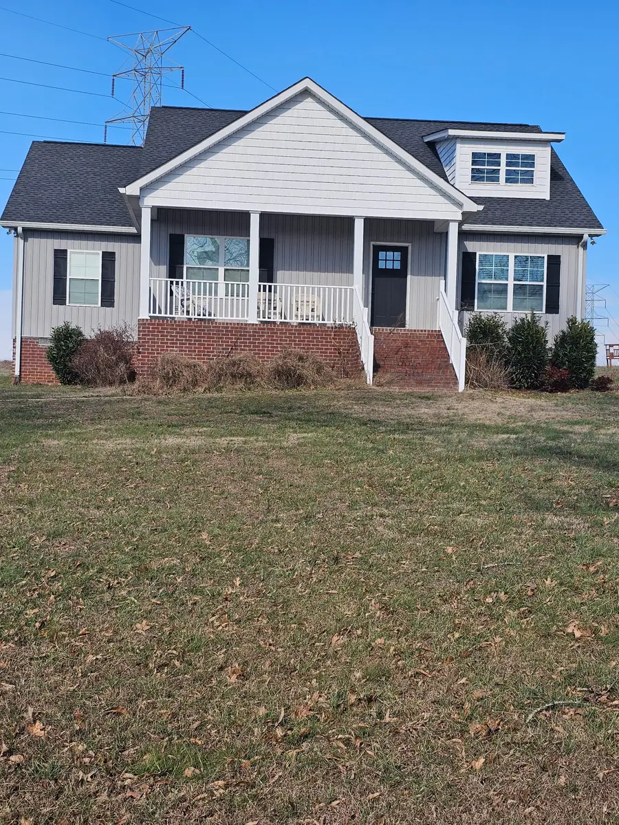 920 Armstrong Rd, Castalian Springs, TN 37031 - #2