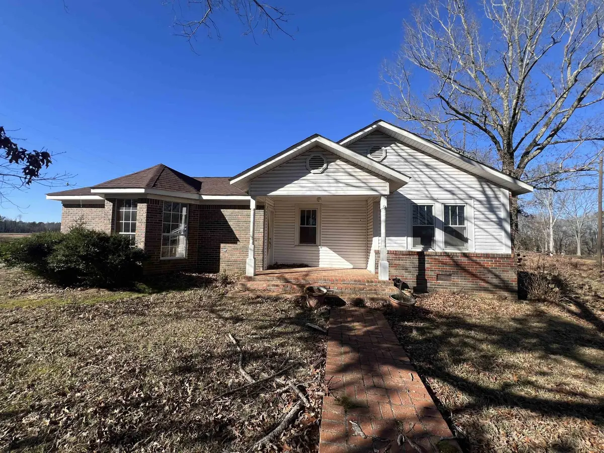 10137 Hwy 22, Michie, TN 38357 - #1