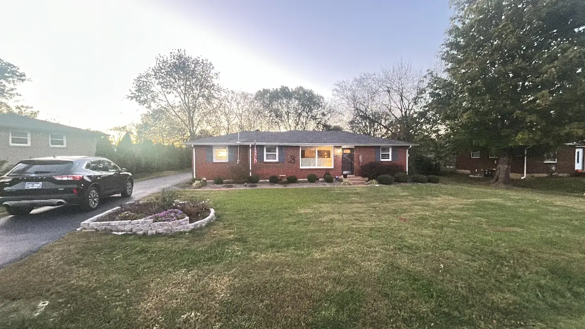 5002 Bonnalynn Dr, Hermitage, TN 37076 - #1