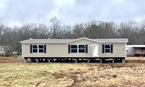 110 S C St, Hillsboro, TN 37342