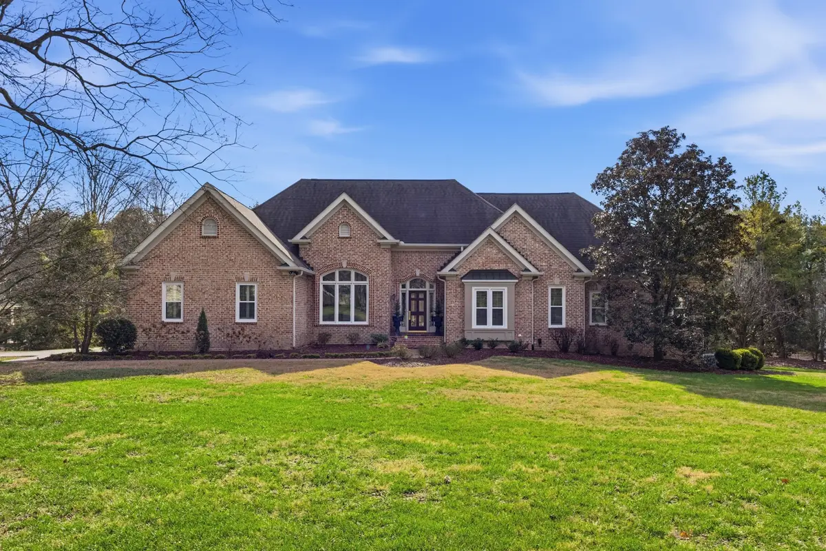 201 Lake Ridge Ct, Franklin, TN 37069 - Image #1