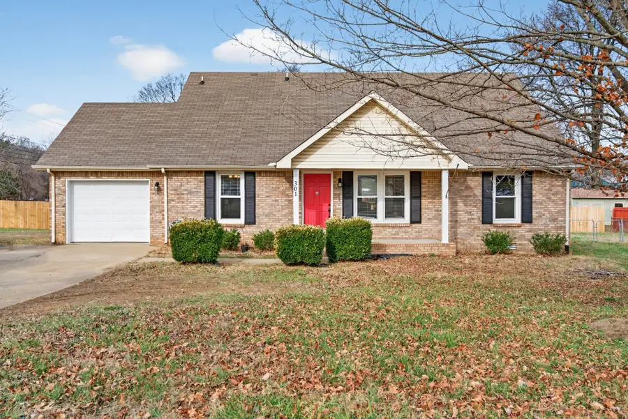 301 Marys Oak Dr, Clarksville, TN 37042 - Image #2