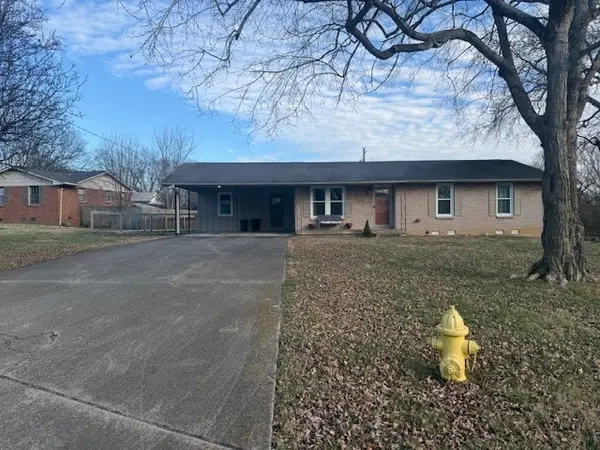 100 Hull Ln, Hendersonville, TN 37075