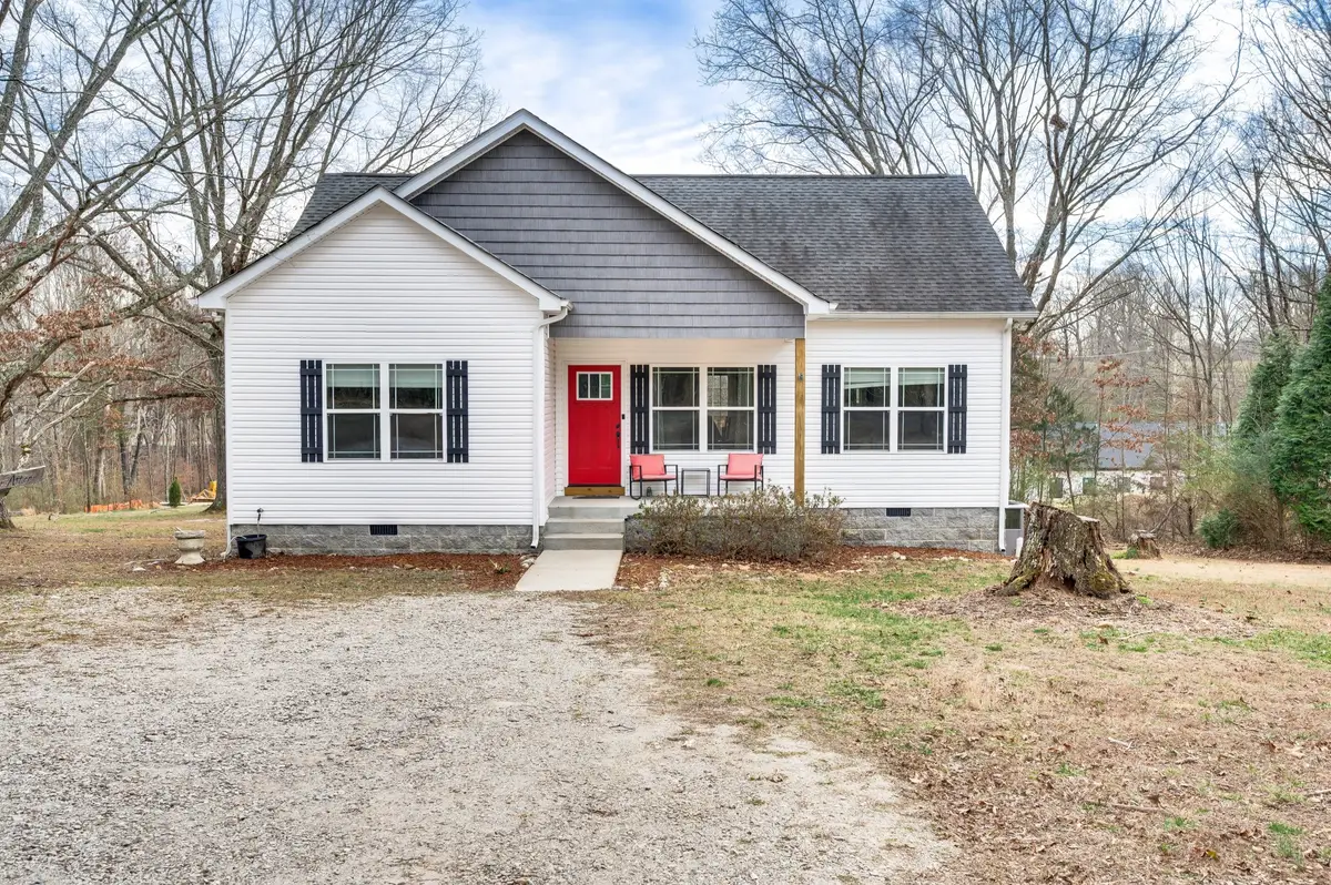 114 Fulgem Cemetery Rd, Burns, TN 37029 - Image #1