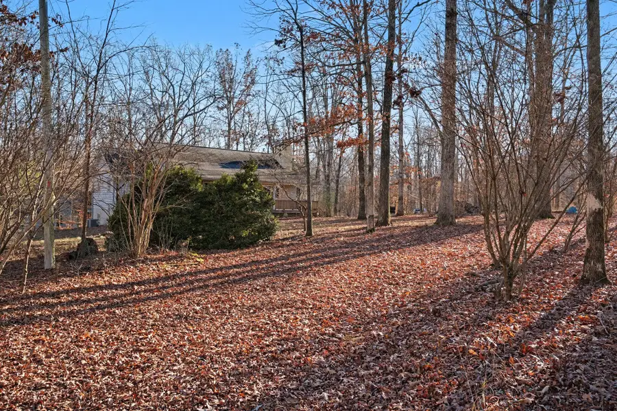 1095 Bald Eagle Dr, Kingston Springs, TN 37082 - Image #2