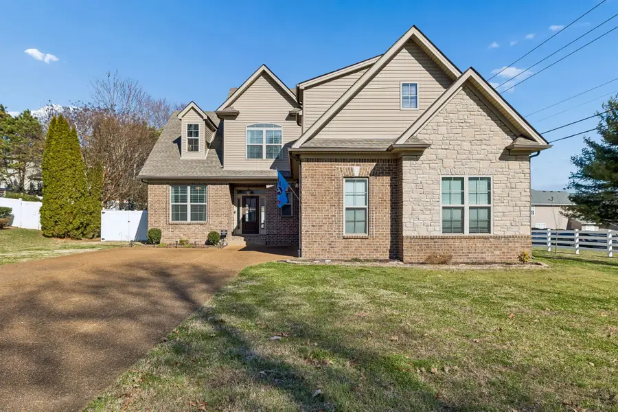 1600 Inverness Dr, Spring Hill, TN 37174 - Image #2