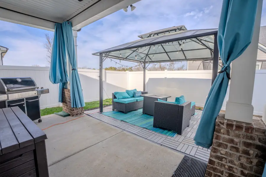 416 Spotted Saddle Ct, Murfreesboro, TN 37129 - Image #2