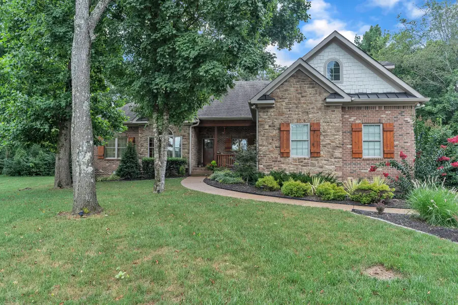 422 Evergreen Cir, Kingston Springs, TN 37082 - Image #2