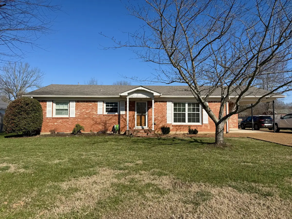 422 7th St, Lawrenceburg, TN 38464 - Image #1