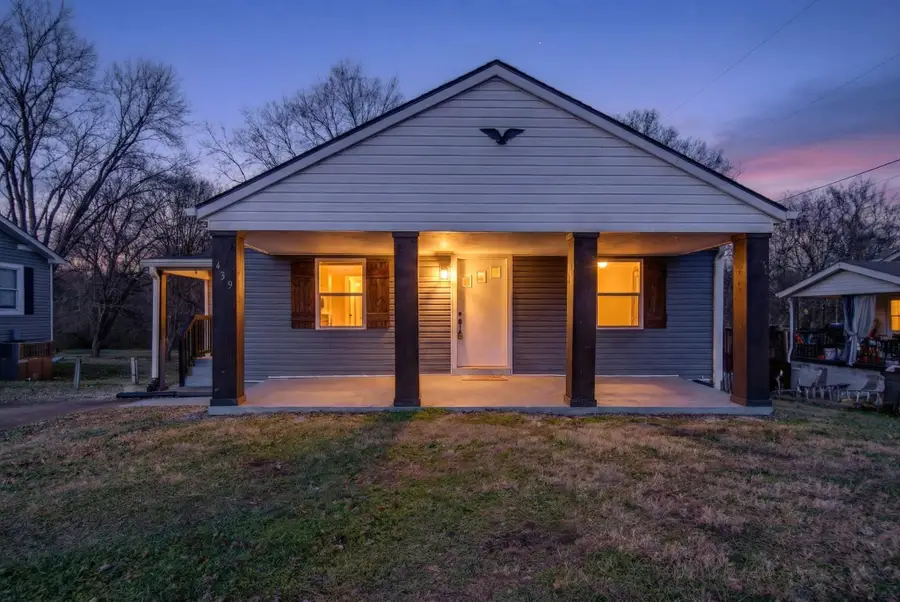 439 Circle Dr, Clarksville, TN 37043 - Image #2