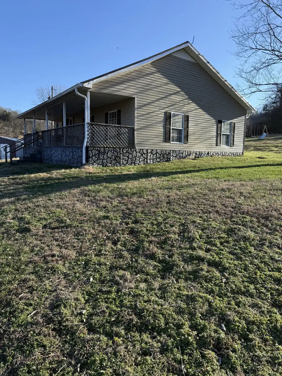 98 Ballenger Rd, Carthage, TN 37030 - Image #2