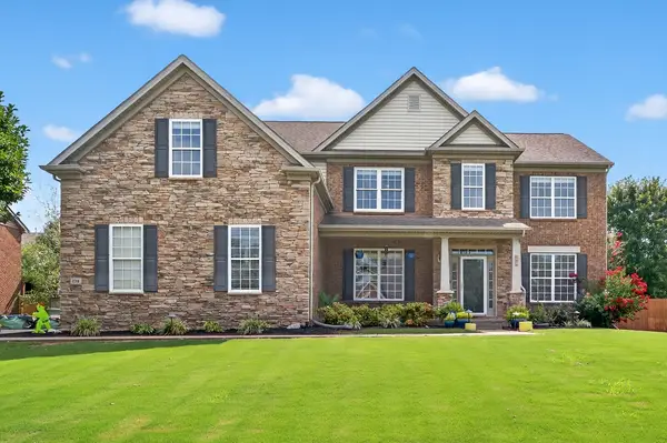 128 Rock Castle Dr, Lebanon, TN 37087