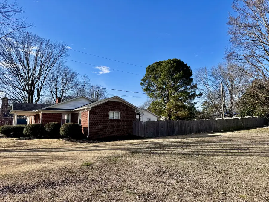 211 Church St, Loretto, TN 38469 - #3