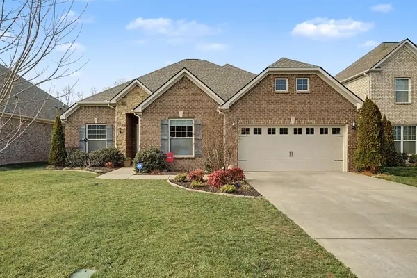 1639 Burrows Ave, Murfreesboro, TN 37129