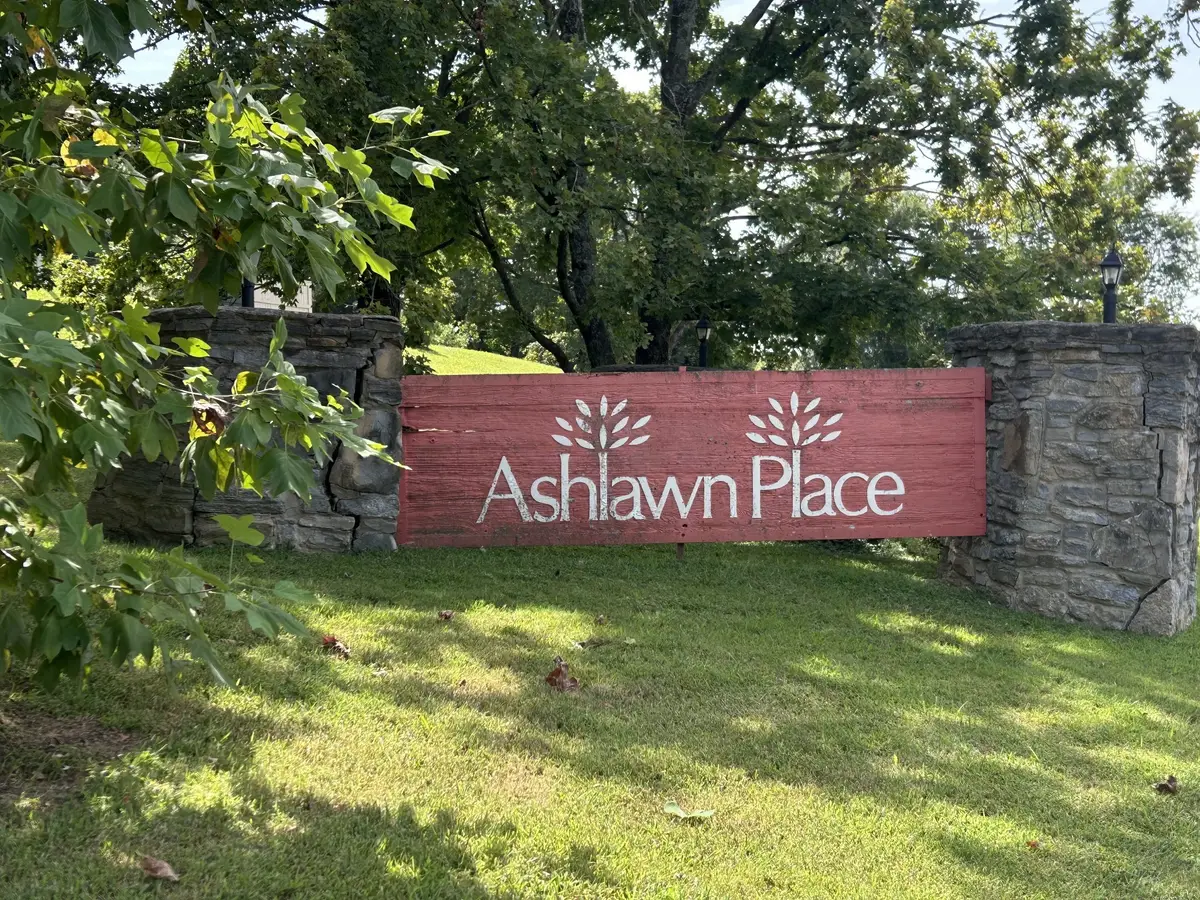 709 Ashlawn Pl, Nashville, TN 37211 - #1