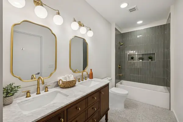 806 Olympic St #407, Nashville, TN 37203