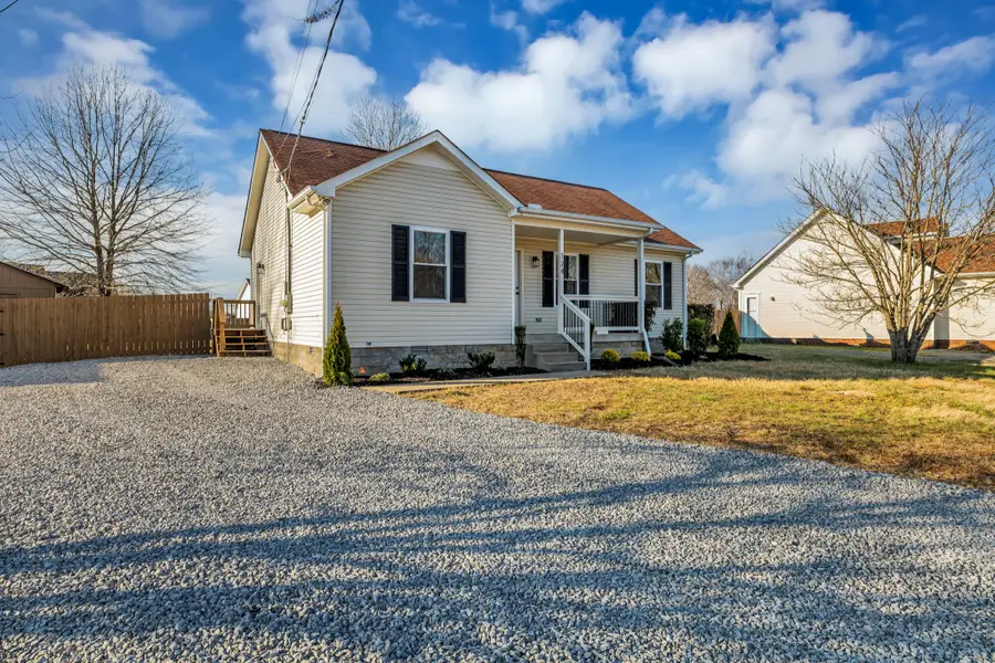 124 S Sunny Ridge Ct, Murfreesboro, TN 37130 - Image #2