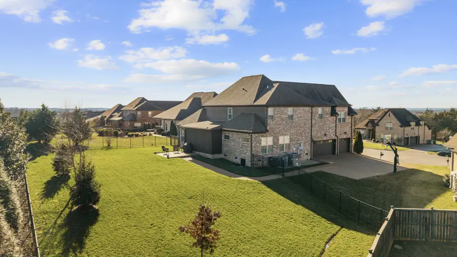 18 Beechwood Ct, Mount Juliet, TN 37122 - Image #3