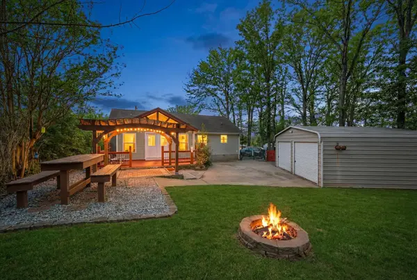 741 Ringgold Rd, Clarksville, TN 37042